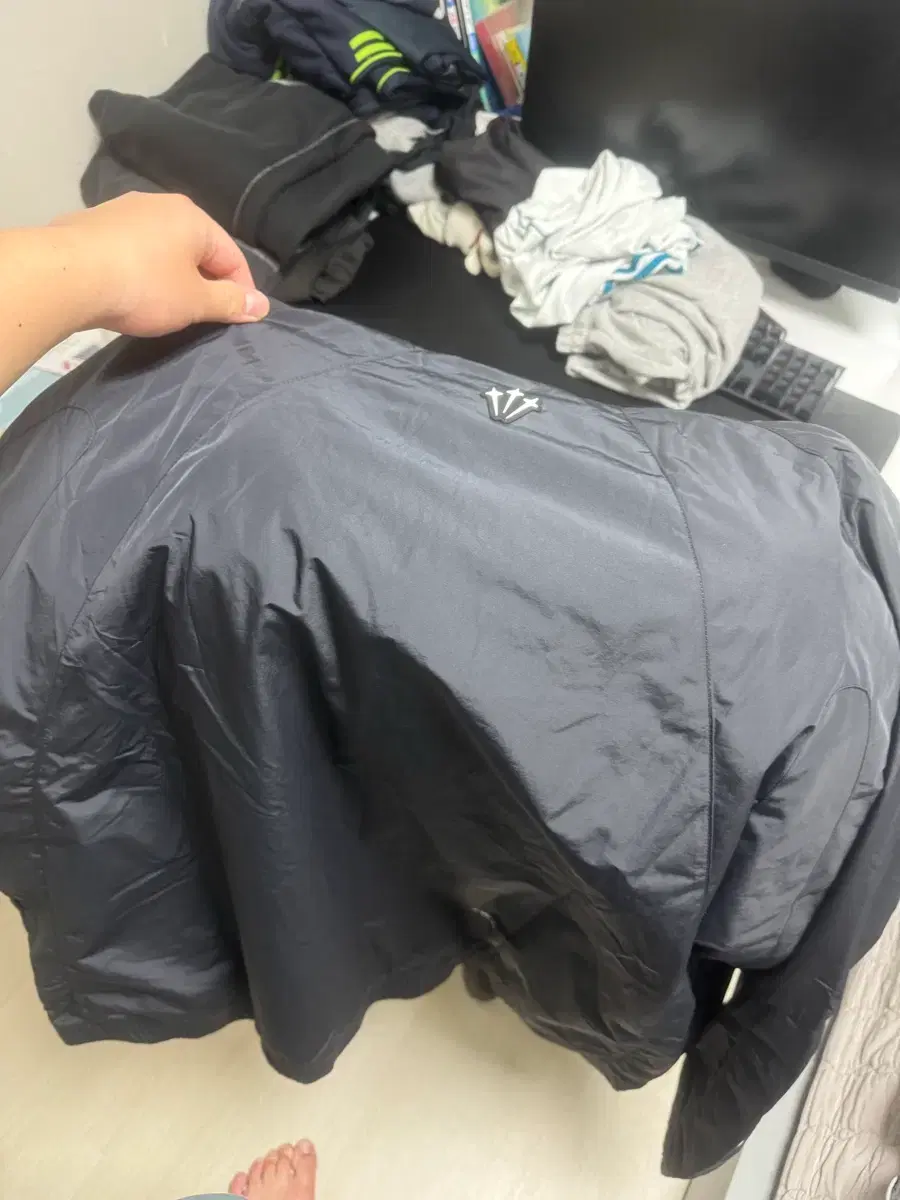 thumbnail-0
